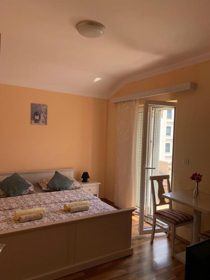 Apartmani Dubrava Podstrana Esterno foto