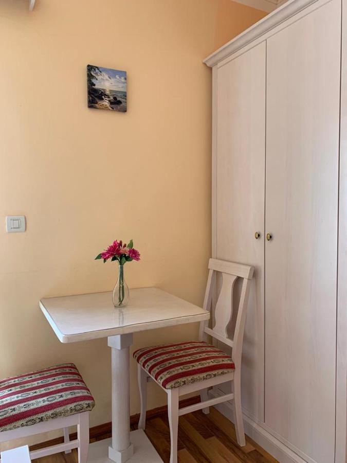 Apartmani Dubrava Podstrana Esterno foto